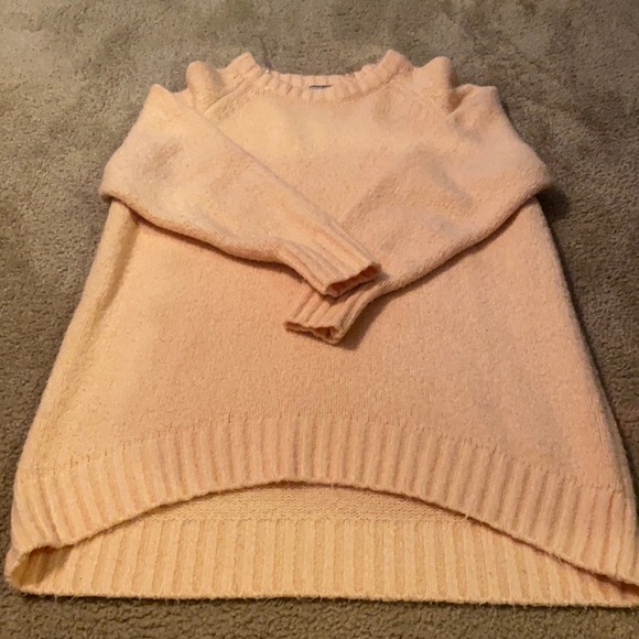 Sweater - Picture 1 of 3